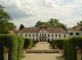Széchenyi Kastélyszálló，位于Nagycenk的酒店