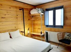 Hostal Erasmus by gaiarooms