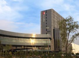 Fiesta Inn Parque Puebla，位于普埃布拉普埃布拉会展中心附近的酒店