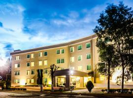 Fiesta Inn Express Perinorte，位于墨西哥城的酒店