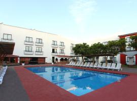 凯勒达罗假日旅馆，位于克雷塔罗的酒店