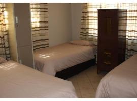 Abuelita Guesthouse - Room 2，位于Lephalale的酒店