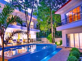 Koh Chang 6 Bedroom Villa with Private Pool and Garden，位于象岛的度假屋