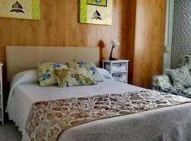 Pensión Residencia Miñones，位于Bayo Grande的酒店