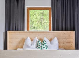 Ferien Seminar Retreat - Zugspitze，位于洛伊塔施的酒店