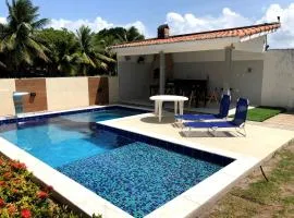 Casa completa com piscina e área de laser completa na praia BELA - PB