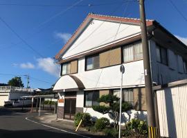 ゲストハウスまちかど Guest House MACHIKADO，位于指宿市的旅馆