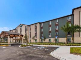 WoodSpring Suites Tamarac，位于塔马拉克的酒店