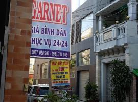 Hostel Garnet，位于芹苴的酒店
