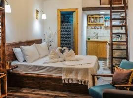 kartalia studios，位于库佛斯港的酒店