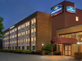 Howard Johnson by Wyndham South Portland