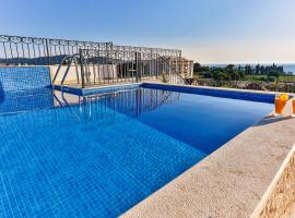 De Lux Apartments Luka，位于巴尔的酒店