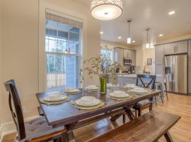 Oceans Treasure - Meredith Lodging，位于蒂拉穆克的酒店