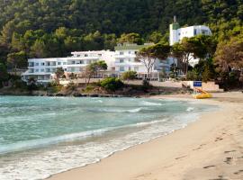 Hotel El Pinar，位于卡拉隆加的海滩短租房