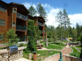 Ruidoso River Resort Condos，位于鲁伊多索的宠物友好酒店