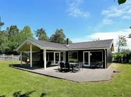 10 person holiday home in Gilleleje