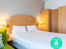 Travelodge Madrid Alcalá de Henares，位于阿尔卡拉德荷那利斯的酒店