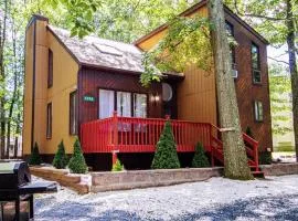 Entire 3 Bedroom Adventure Chalet, Near the best of the Poconos