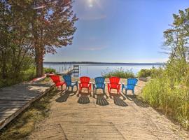 Interlochen Home on Green Lake w/ Dock & Beach!，位于Interlochen的酒店