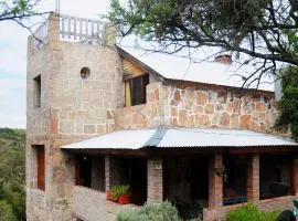 LA TOMA Complejo de Montaña - Cabañas y Habitaciones en Hosteria