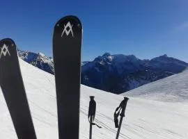 COMO EN TU CASA Canfranc Estación