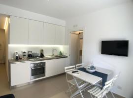 Vista Mare Apartment con parcheggio privato，位于拉古萨码头的公寓
