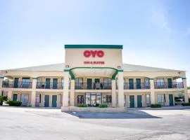 OYO Inn & Suites Medical Center San Antonio