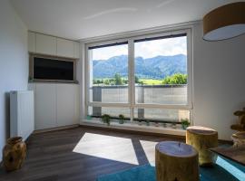 Luxury Mountain View Apartment，位于特尔乔夫的豪华酒店