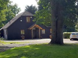 Oakside Lodge Guest House，位于坎特伯雷的度假短租房
