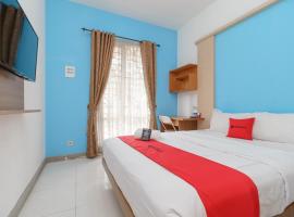 RedDoorz Syariah Plus @ Wisma Bougenville Karawaci，位于当格浪的酒店