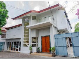 RedDoorz near Jogja City Mall 4，位于日惹Sinduadi的酒店