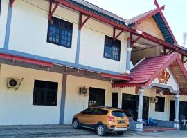 Hotel Ratu，位于占碑市的酒店
