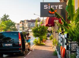 Siete Hotel，位于安塔利亚安塔利亚医院大楼医疗园区附近的酒店