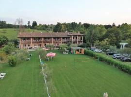 Agriturismo B&B Cascina Reciago，位于代森扎诺-德尔加达的农家乐