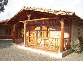 Las Cabañas de Nápoles，位于卡扬贝的酒店