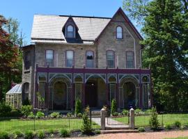 Gifford-Risley House Bed and Breakfast，位于米堤亚斯沃斯莫尔学院附近的酒店