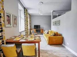 Żółty Apartament DE LUX dla 2 osób Chorzów Katowice