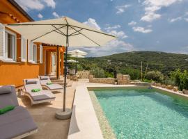 Hacienda Babina，位于Miholašćica的带按摩浴缸的酒店