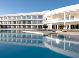 Gran Sagitario，位于休达德亚的带泳池的酒店