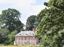 Plas Uchaf Country House，位于奥斯威斯的酒店