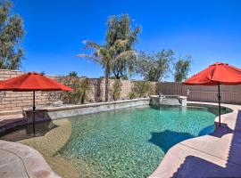 Private Desert Escape with Pool Near Coachella，位于科切拉的度假短租房
