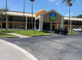 SureStay Hotel by Best Western Fort Pierce，位于皮尔斯堡的酒店