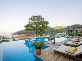 Melanippe Relaxing Hotel -Adults Only，位于Karaoz的酒店