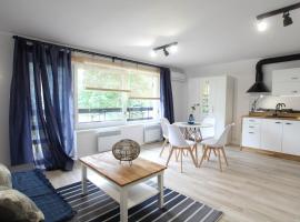 Ośrodek Wypoczynkowy AKWA Marina，位于尼萨的酒店