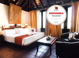 卡萨帕拉西奥皮拉尔·德尔·托罗酒店，位于格拉纳达格拉纳达市中心的酒店