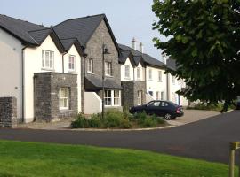 Bunratty Holiday Homes，位于本拉提本纳提城堡与民俗公园附近的酒店