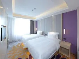Lavande Hotel Changchun Hangkong University Fanrong Road Metro Station，位于长春长春龙嘉国际机场 - CGQ附近的酒店