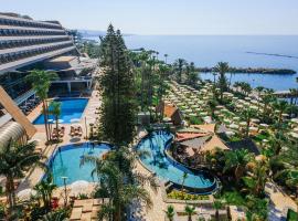 利马索尔阿马图斯海滩酒店，位于利马索尔的家庭/亲子酒店