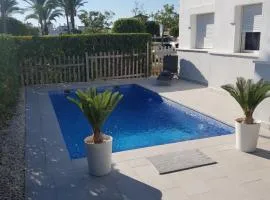 Villa mit privatem Pool, zentrumsnah