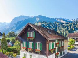 ALP APARTMENTS centre location with traditional design and self check-in，位于英格堡的滑雪度假村